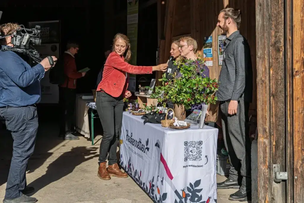 Markt der Möglichkeiten: Interview am Heckenretter-Stand