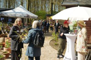 Komm‘ Heckenkieken!